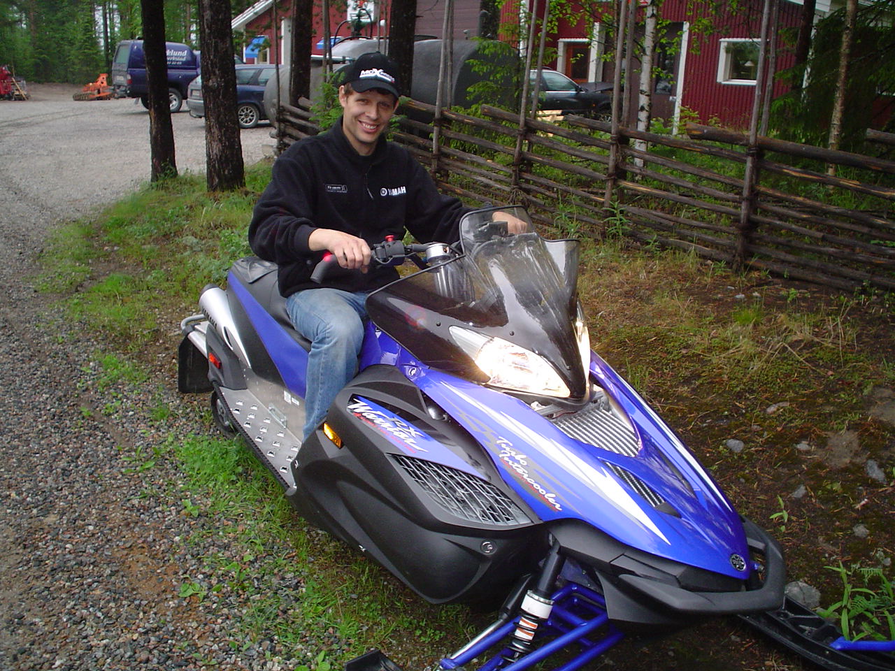 En förserie Apex snöskoter lånades ut av Yamaha för turbotester hösten 2005.